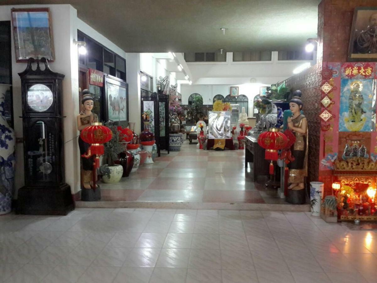 Thairungruang Hotel Surat Thani Eksteriør bilde
